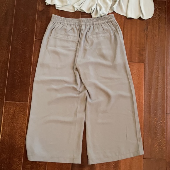 Wide Leg Culotte with pockets - Picture 4 of 4